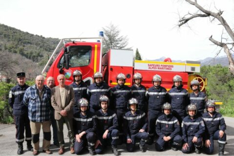 Remise de galons et diplomés photo 2